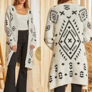 Savanna Jane Black and White Geometric Cardigan